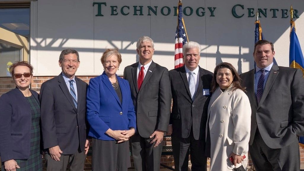 Long Island Celebrates Apprenticeship in Manufacturing